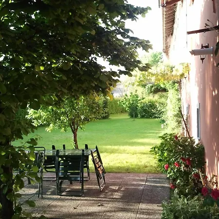 Lovely With Garden *